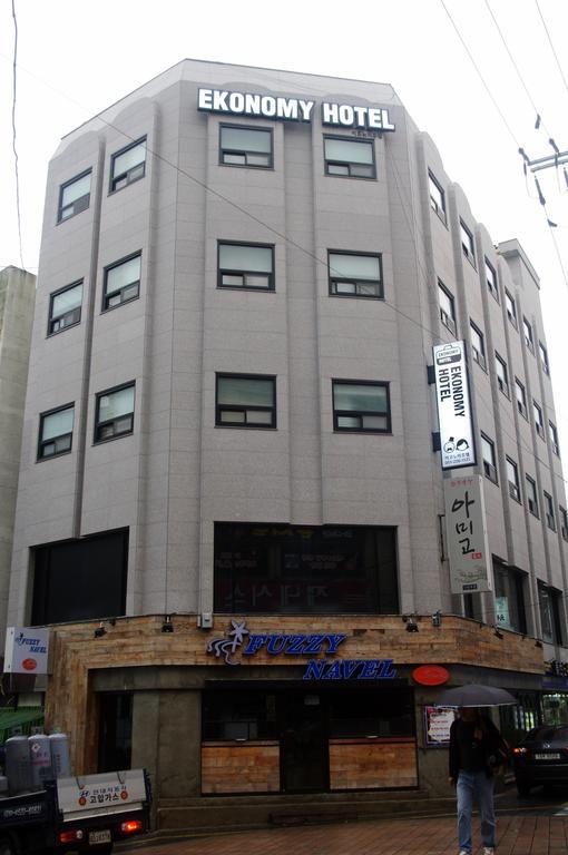 อีโคโนมี โฮเต็ล นัมโบ Motel ปูซาน ภายนอก รูปภาพ
