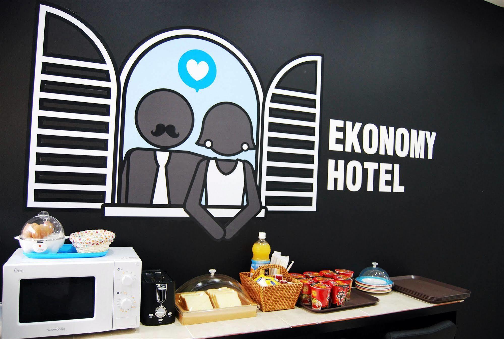 อีโคโนมี โฮเต็ล นัมโบ Motel ปูซาน ภายนอก รูปภาพ